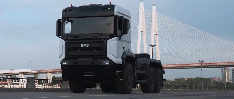 Вместо Scania и MAN: отечественные БАЗ с дизелями ЯМЗ-6531 готовы к выходу на российский рынок&nbsp;